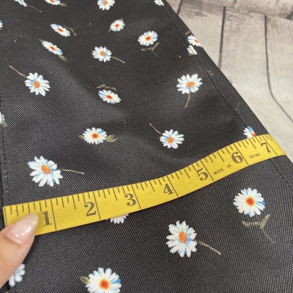 Alice + Olivia Daisy Black Floral Print‎ Weekender Duffel Bag Overnight Handbag - Picture 10 of 13